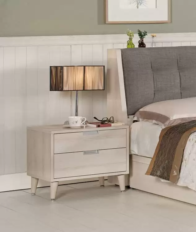 愛莎1.8尺床頭櫃