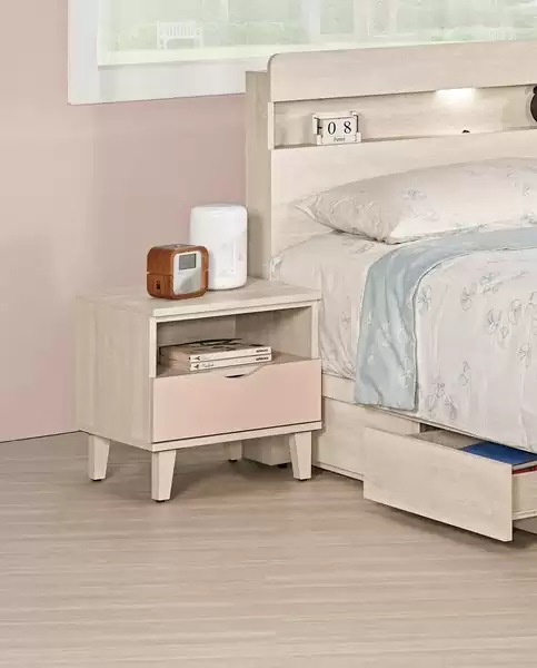 芬娜1.5尺床頭櫃