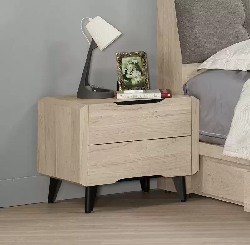 韋斯里1.8尺床頭櫃