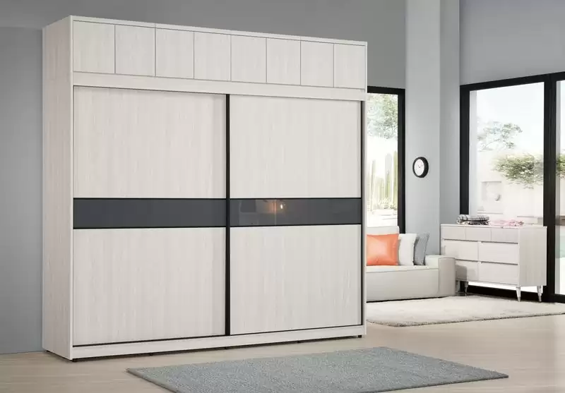 蘿克斯8尺拉門衣櫥