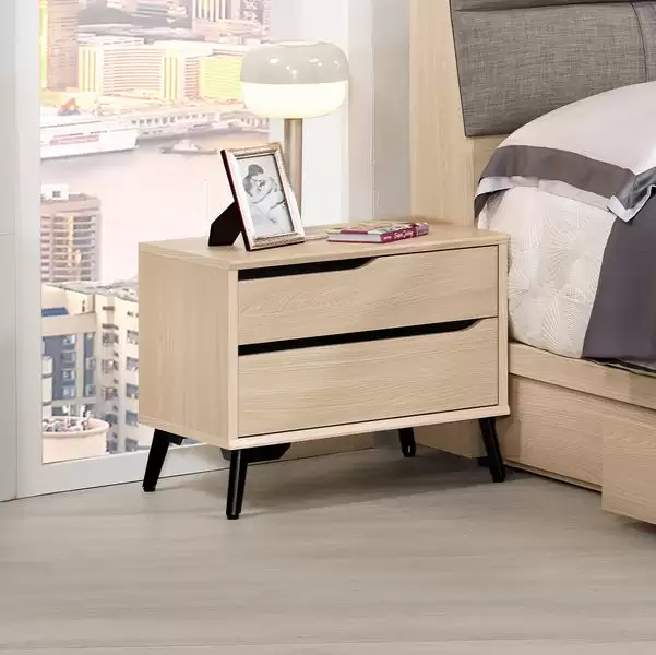 朵利斯1.8尺床頭櫃