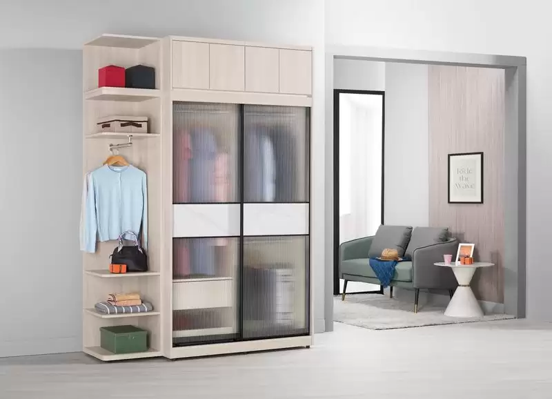 里斯特4尺鋁框拉門衣櫥