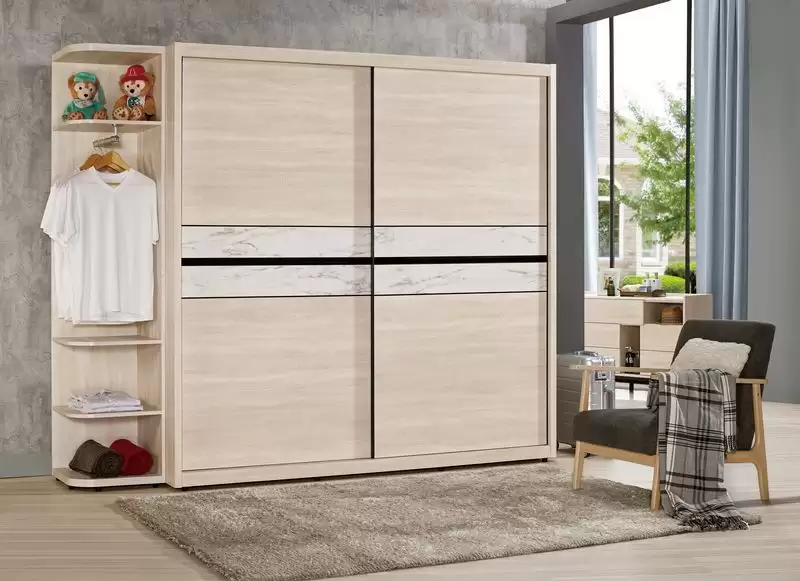 丹妮拉拉門衣櫥