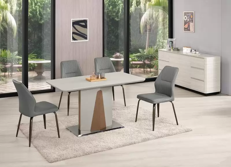 貝林傑4.6尺玻璃餐桌