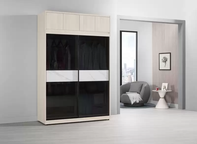 里斯特5尺鋁框拉門衣櫥(黑玻璃)