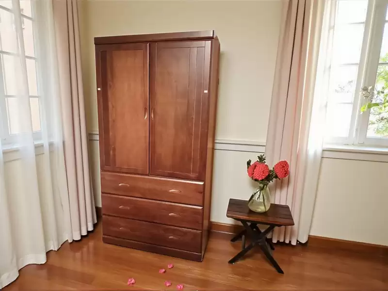 艾瑪樟木3.5尺衣櫃