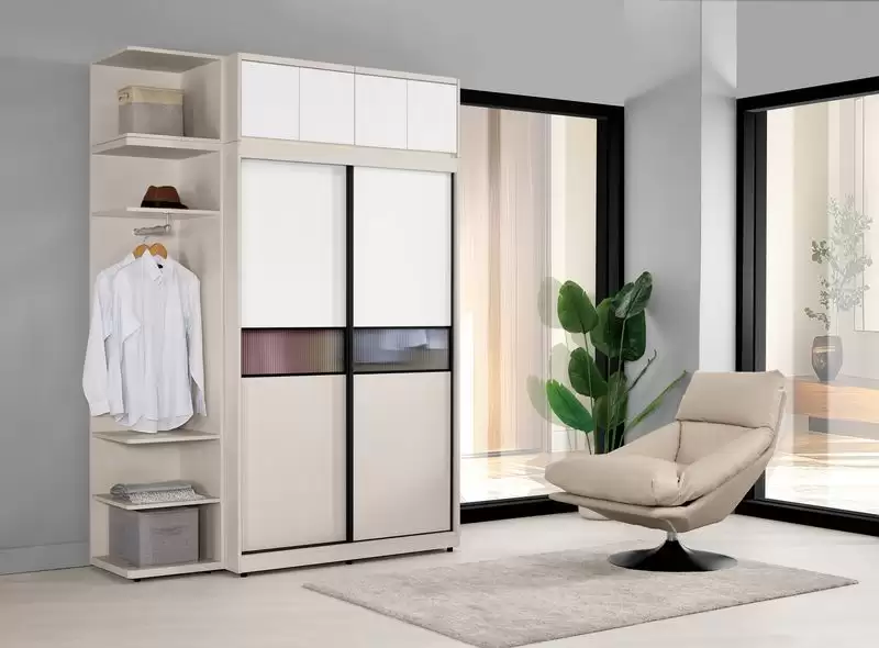 佩洛斯4尺拉門衣櫃